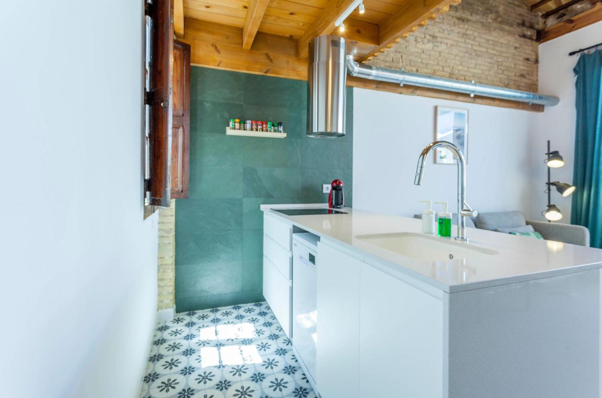 Mediterranean Gem Getaway Apartamento